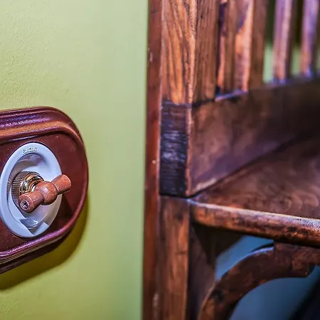 El Almendro De Maria