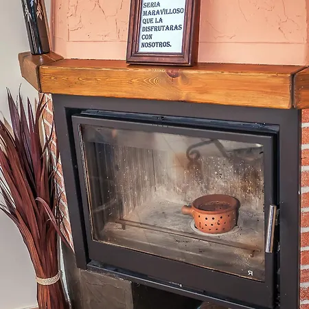 El Almendro De Maria Country house