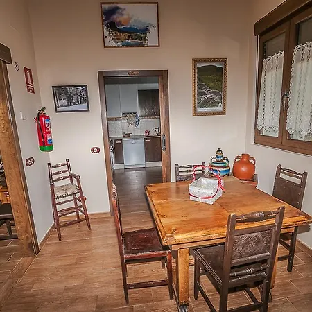 El Almendro De Maria