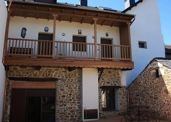 Landhuis El Almendro De Maria