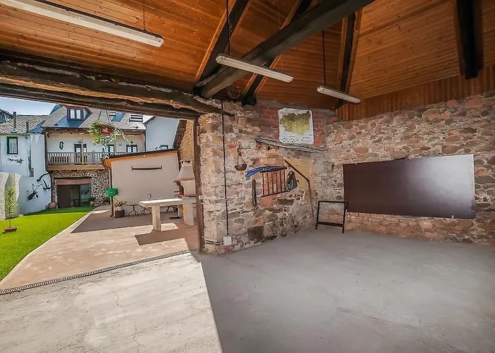 El Almendro De Maria Country house