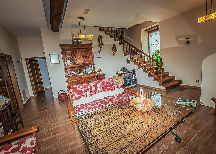 El Almendro De Maria Landhuis *