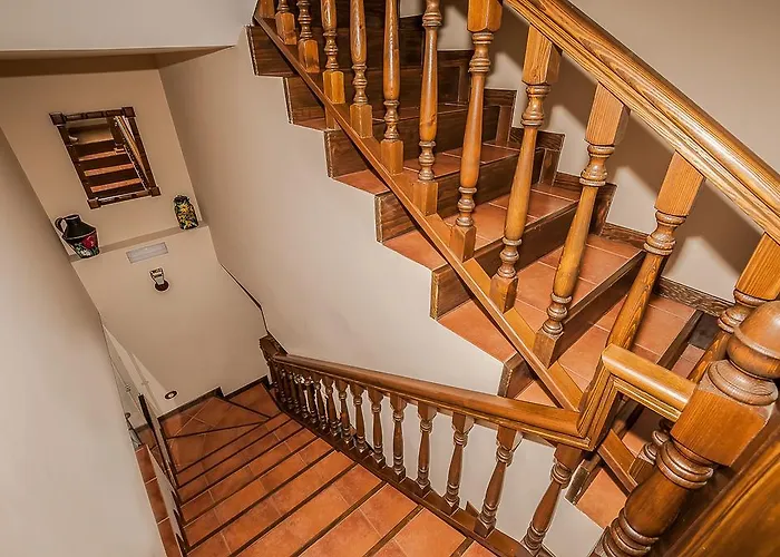 El Almendro De Maria Ponferrada