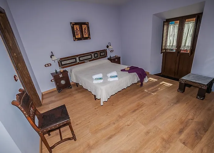 El Almendro De Maria * Ponferrada