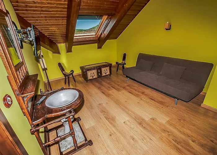 El Almendro De Maria Country house