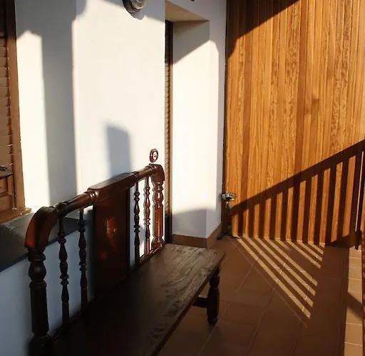 El Almendro De Maria Ponferrada