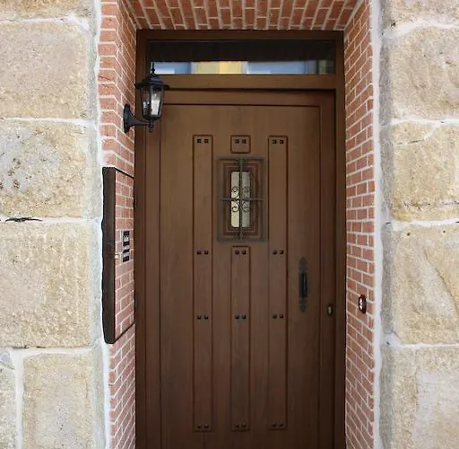 El Almendro De Maria Ponferrada