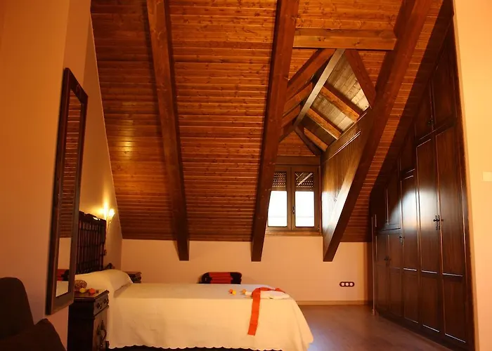 El Almendro De Maria Ponferrada