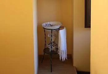 El Almendro De Maria Country house *